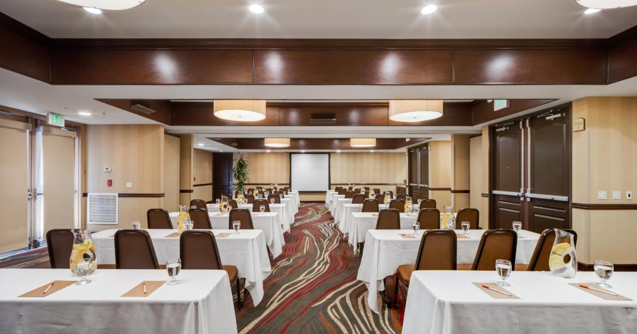 Ayres Hotel & Spa Moreno Valley/Riverside Bagian luar foto