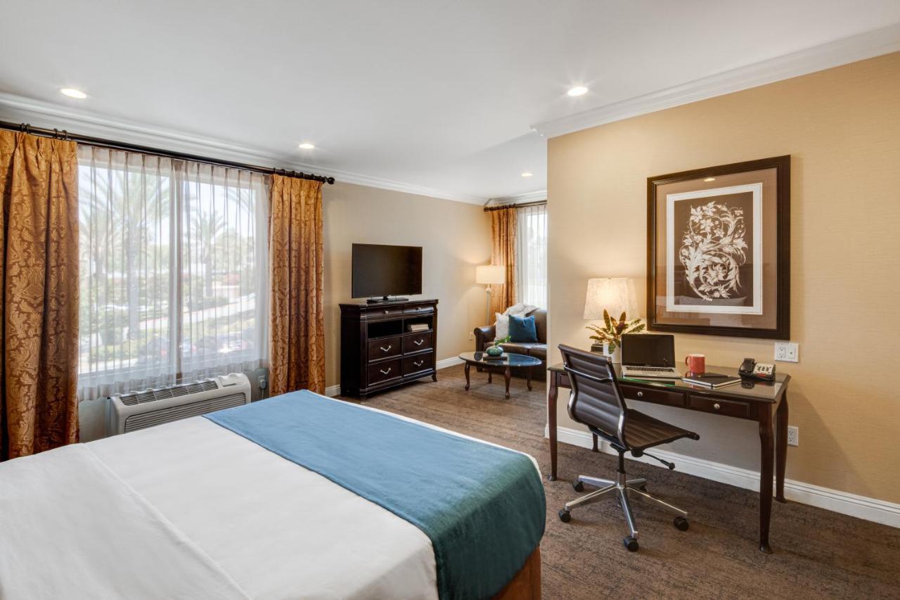 Ayres Hotel & Spa Moreno Valley/Riverside Bagian luar foto